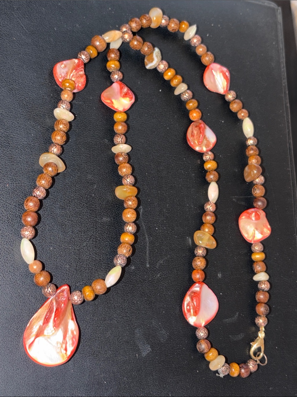 Handmade Brown and Coral Shell Pendant Necklace - Picture 4 of 8